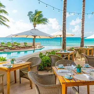 https://mahekal-beach-resort.allrivieramayahotels.com